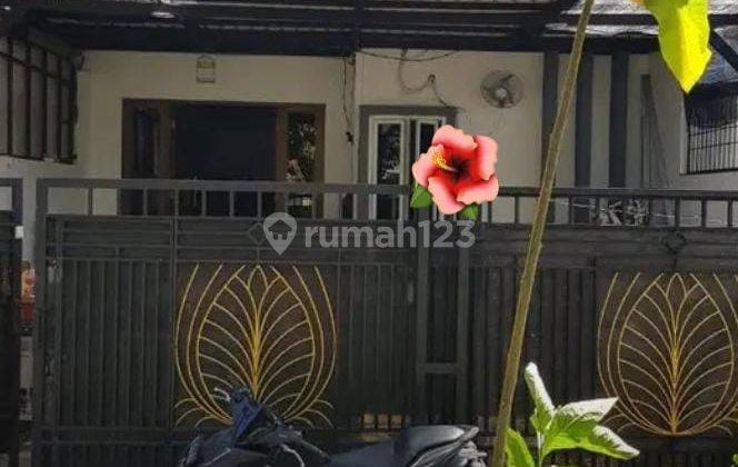 Dijual Rumah di Cikini Bintaro 2 Lantai 1