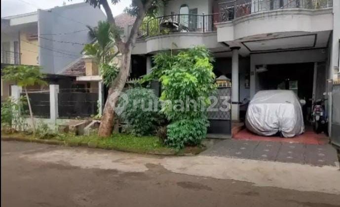 House in Graha Bintaro House in Graha Bintaro