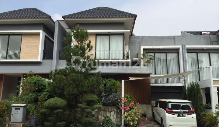 House in Kebayoran Shymponi