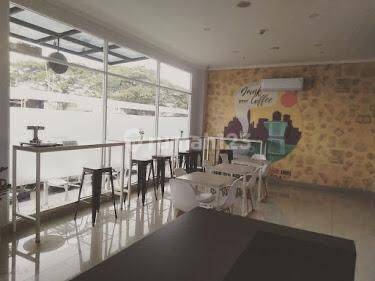 Dijual Murah Cepat Hotel di Jl Husein Sastra Negara Tangerang 2