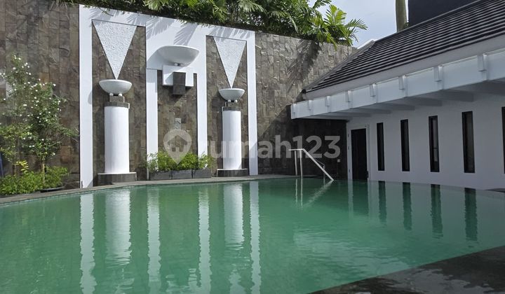 New Good House Menteng The Most Elite Area 2