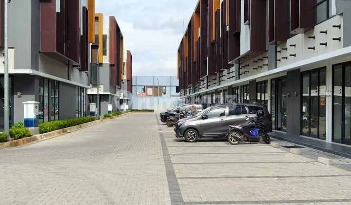 New Campton Shop House Bs Restaurant/Cafe