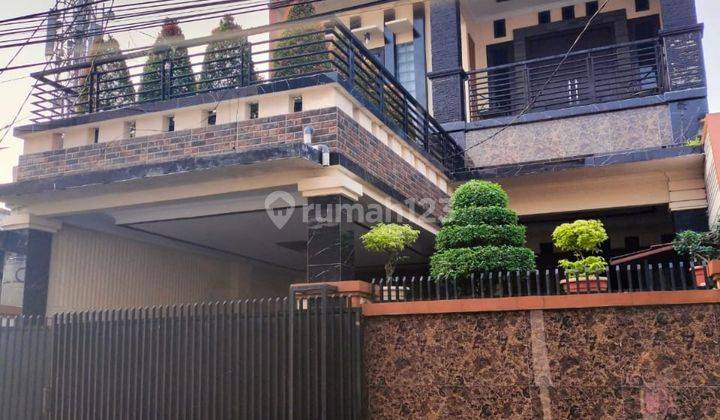 Dijual Rumah Kemanggisan,4 Lantai Dekat Univ Binus 2