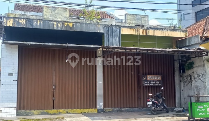 Selling 2 Shop Units on Jl. Sudirman, Magelang Selling 2 Shop Units on Jl. Sudirman, Magelang