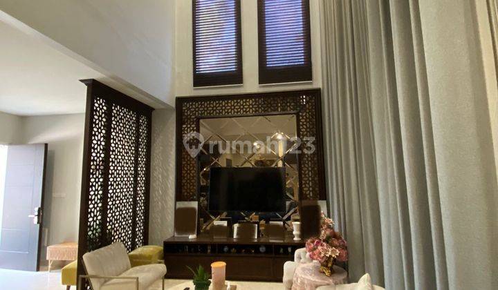 Rumah Riviera At Puri Siap Huni Full Furnish Bagus Dan Rapi  1