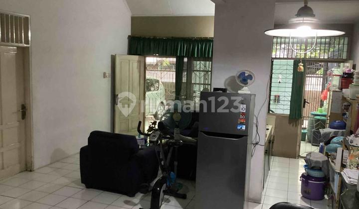 Rumah Citra Garden 2 Ukuran 8 X 15 Masih Rapi Siap Huni