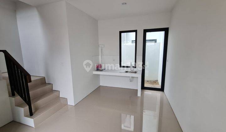 Disewa Rumah 2 Lantai Full Bangunan Uk 6 x 15 di Citra Garden Puri 2