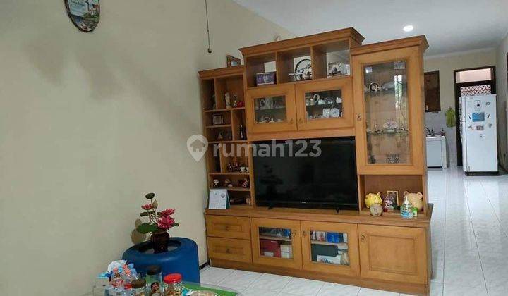 Rumah Jual Cepat di Duri Kepa 2 Lantai SHM 1