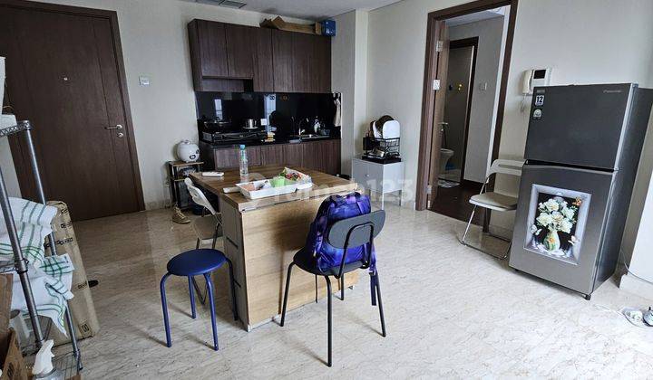 Apartemen Furnish siap huni 2 Bed Room Lantai tinggi  1