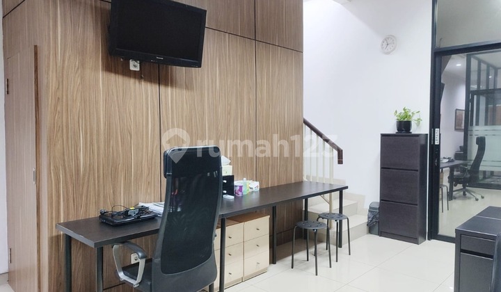 Sedayu Square Shop House For Sale Cheap Fully Furnished Suitable For Office 2