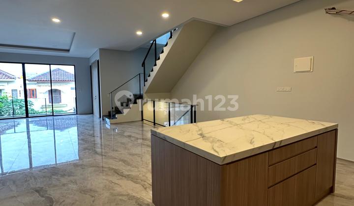 Rumah Brand New Permata Buana Luas 240M²