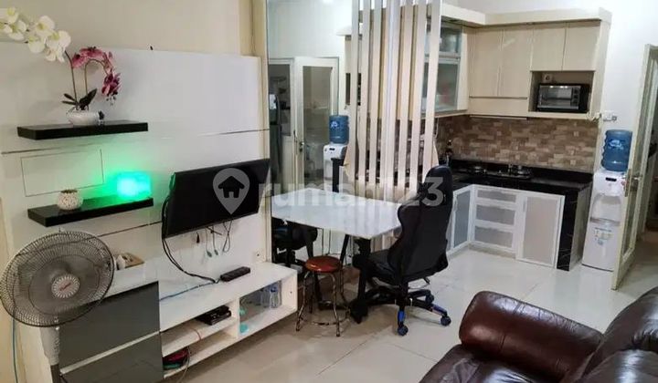 Rumah Pik Jual Cepat 2 Lantai Semi Furnished Shm Rumah Pik Jual Cepat 2 Lantai Semi Furnished Shm