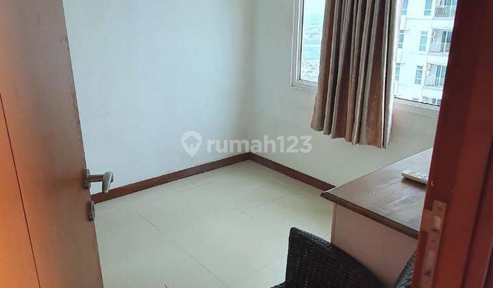 kamar tidur apartemen condo greenbay pluit 2