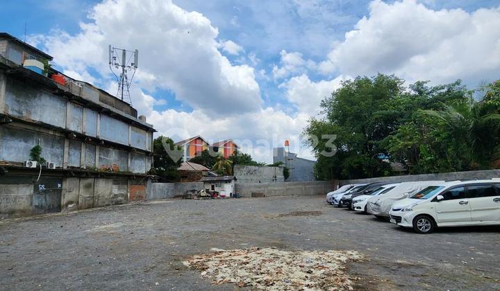 Commercial Plot in Klender, East Jakarta, Area 1,600 SHM