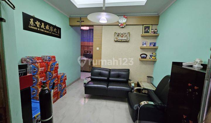 Rumah Petojo Sabangan Luas 240 Cantik Rapi Siap Huni  2