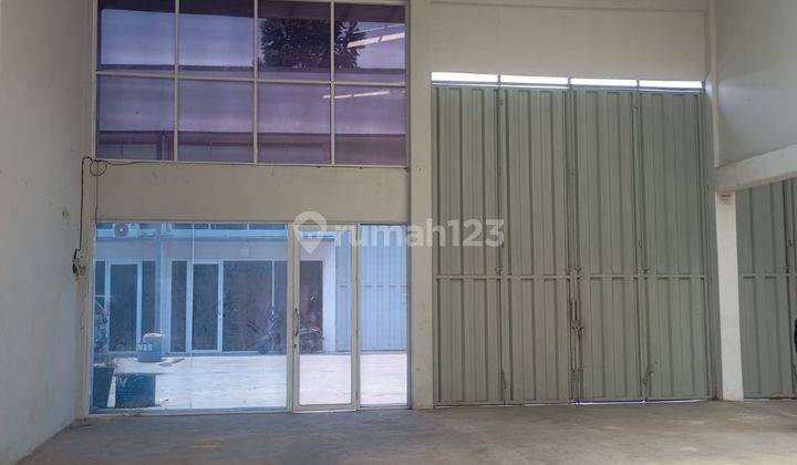 Gudang Plus Kantor Luas 270m² Akses Dekat Bandara  1