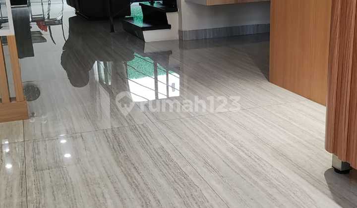 Rumah Green Garden Residences Furnished Bagus  2