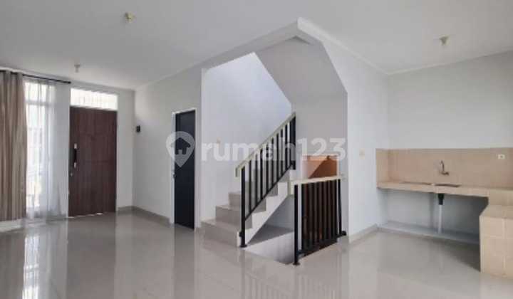 Cengkareng City Resort House for Rent Ready to Occupy Cengkareng City Resort House for Rent Ready to Occupy