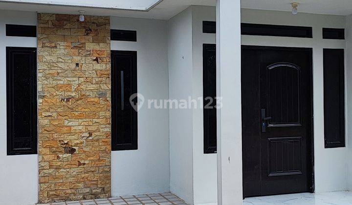 Rumah Model Minimalis Modern Legalitas SHM Siap Huni  2