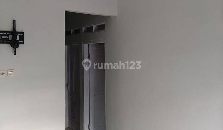 Rumah minimalis free canopy & pagar di sawangan - DEPOK  2