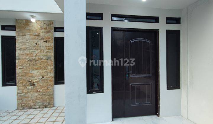 Rumah Klasik Modern Siap Huni Di Sawangan-Depok  2