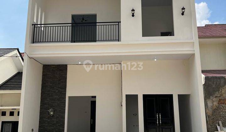 Rumah 2 Lantai Di Bandar Lampung 1