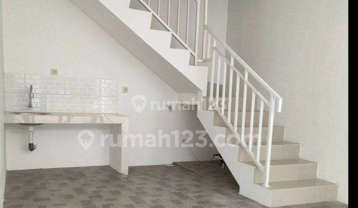Rumah minimalis 2 lantai di Kramat Senen Jakarta pusat