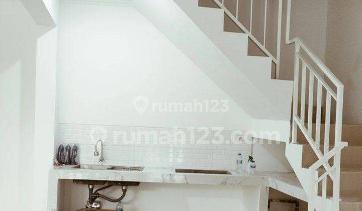 Rumah minimalis 2 lantai di Kramat Senen Jakarta pusat