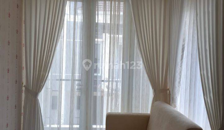 Rumah bergaya eropa dengan design modern di cempaka putih barat jaktim 4