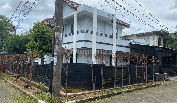 Rumah di jual siap di Griya mulatama  pondok cabe ilir tangerang selatan 1