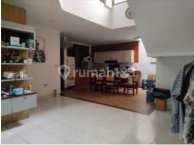 House for Sale in Intercon Kebon Jeruk, West Jakarta 2