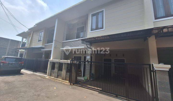 Rumah Dijual Di Town House Batas Alamanda Pasarebo Jaktim 2