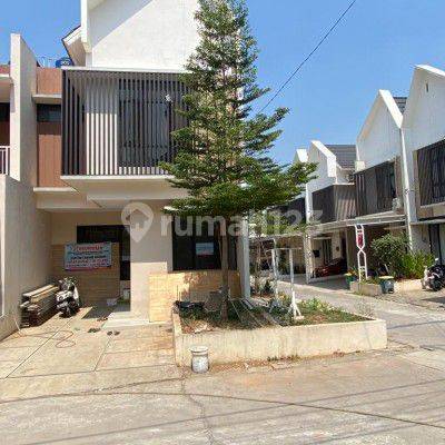 Rumah Dijual Di Pesona Cibubur Cimanggis Depok 2