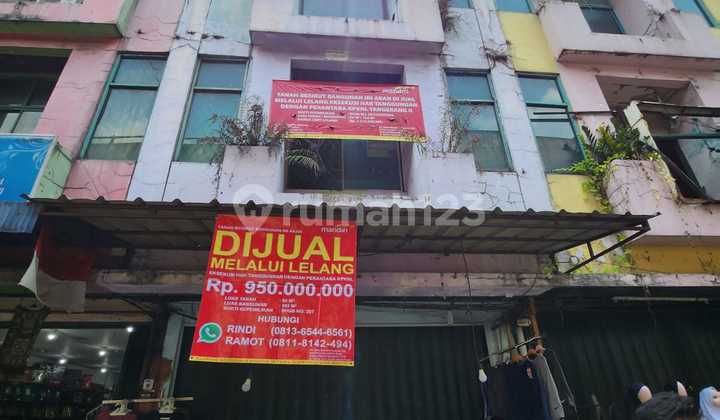 Three-Story Riko in Ciputat Plaza Ruko Complex, Tangsel 2