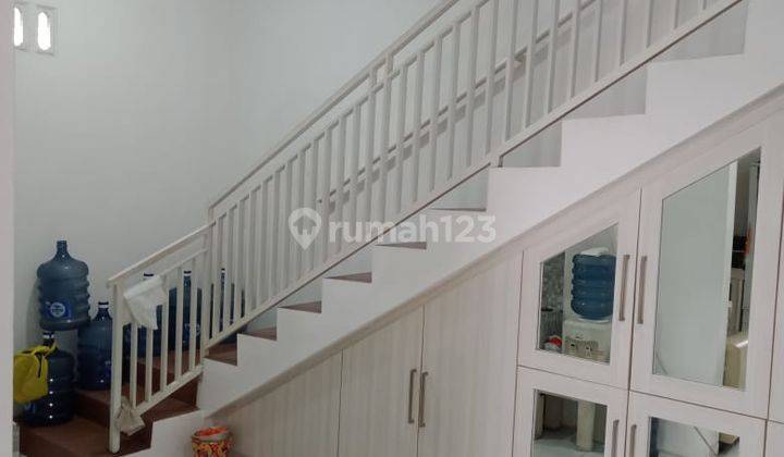 Dijual Rumah Cantik Murah Strategis di Ciwulan Purwantoro Blimbing Malang 8