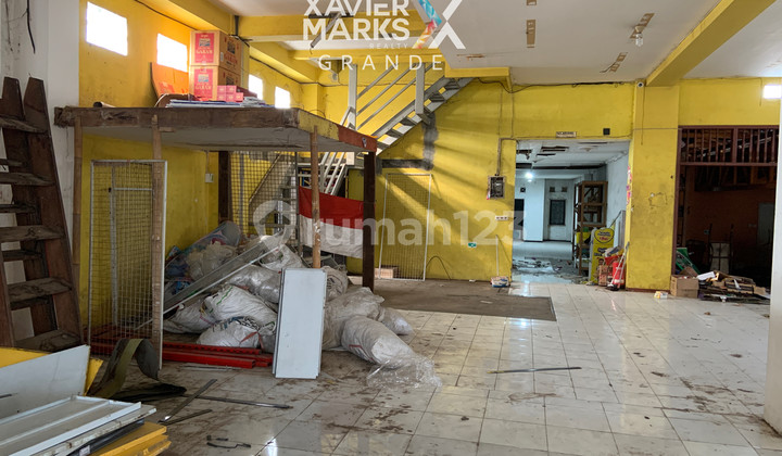 Dijual Murah Ruang Usaha Toko Swalayan Aktif Gudang di Poros Jalan Sawojajar Malang 2