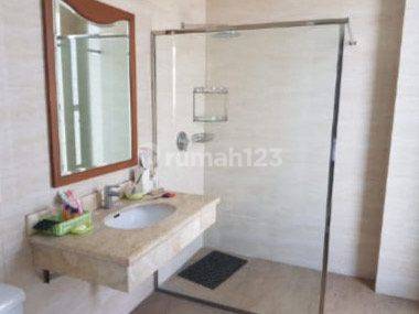Dijual Rumah Strategis Lokasi Main Road di Griya Shanta Malang 2