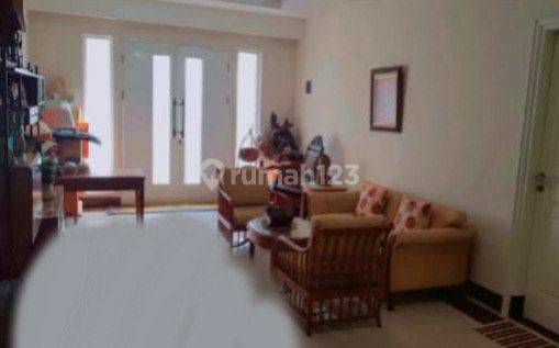 Dijual Rumah Strategis Lokasi Main Road di Griya Shanta Malang 4