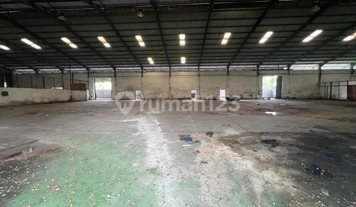 Warehouse for Sale with Industrial Permit Warehouse for Sale with Industrial Permit