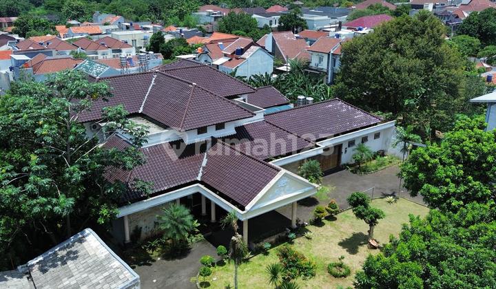 Dijual Rumah Cinere Halaman Luas Dan Asri 2