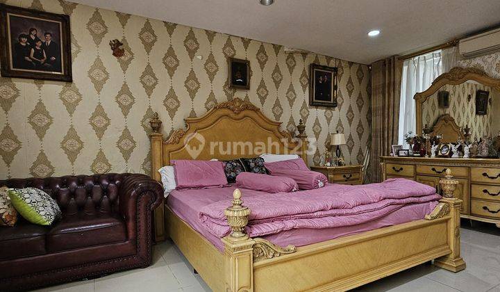 DIJUAL RUMAH KAWASAN ELITE PONDOK INDAH SIAP HUNI 2