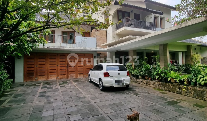 Dijual Rumah Kebayoran Baru Dharmawangsa Modern Tropical