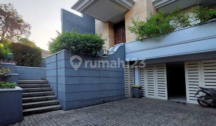 Quick Sale Luxury Home Kebayoran Baru Ready to Move In