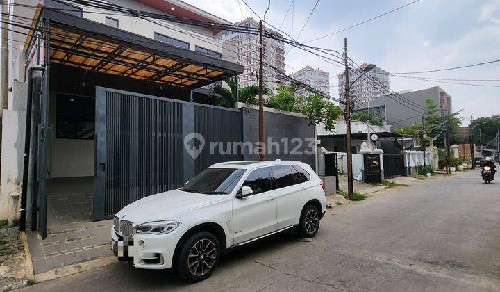 Dijual Rumah Modern Tropical Kebayoran Baru 2