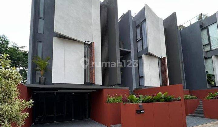 Dijual Bintaro Pesanggrahan Townhouse Brand New 1