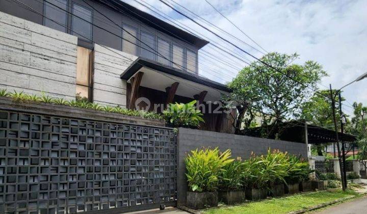 Dijual Rumah Kebayoran Baru Taman Luas In Exclusive Area 1