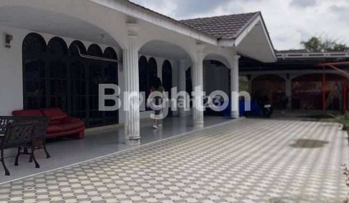 Rumah Mewah Posisi Hook dan Luas Full Furnish di Area Sudirman 2
