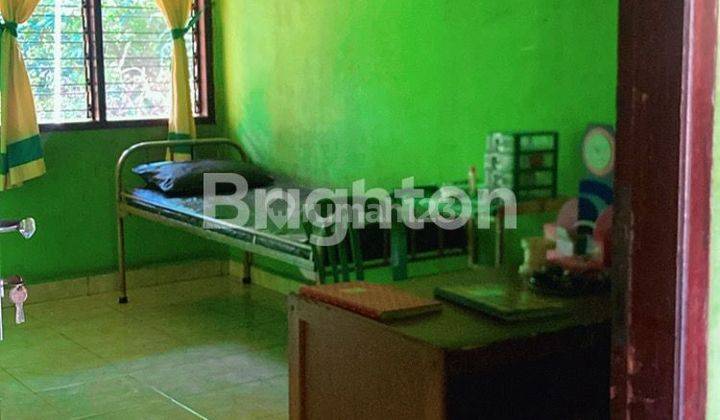 Klinik Bersalin, Rumah Bulatan dan  4 Rumah Kontrakkan Tanah sangat Luas 2