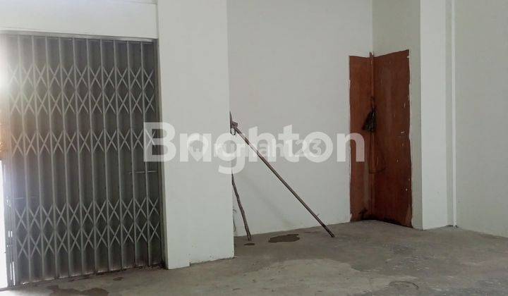 Rukan di Pinggir Jalan untuk Usaha 2