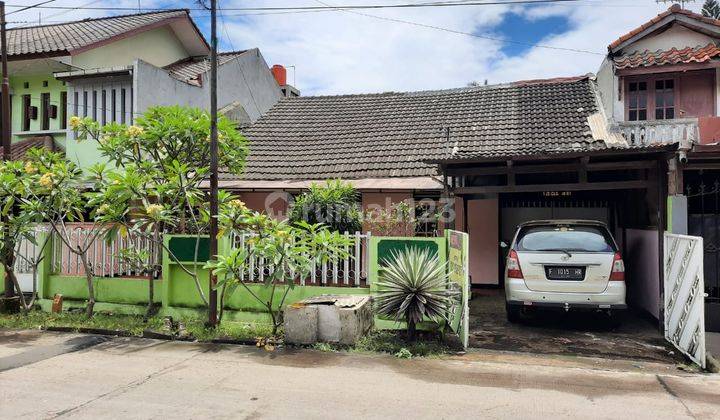 Rumah Minimalis, Tengah Kota di Budi Agung 1